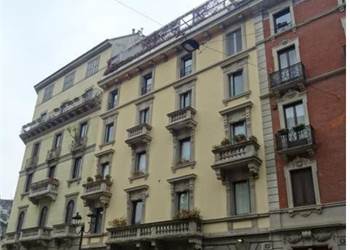 3+ bedroom apartment for Sale in Milano